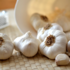 health benefits of eating raw garlic